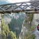 Iniciamos la ferrata por debajo del puente del Diablo / V&iacute;a ferrata � Diable VI | La Mont�e au Ciel 