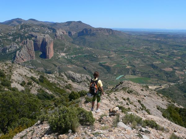 Vistas a Riglos desde el inicio de la ferrata de la Mora - Sur 
