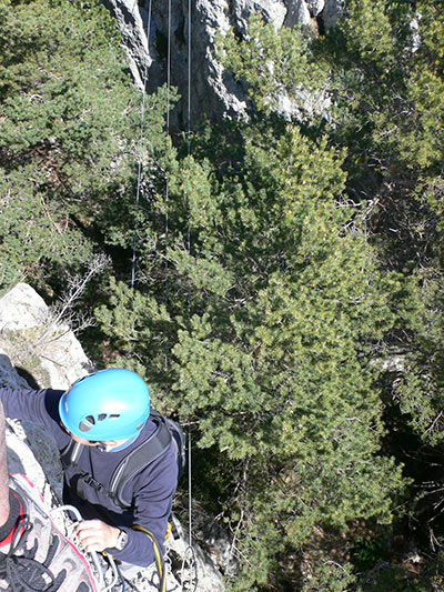 Subiendo por la aguja de la Garriga 