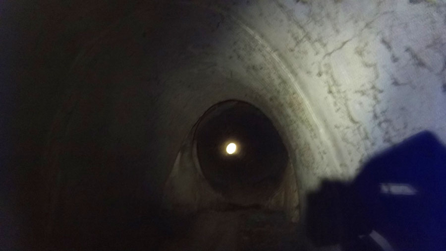 Enlazamos con el segundo túnel -canalización por debajo de la C-55- 