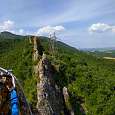 Vista de lo que nos espera -en la torre de alta tensión empieza la tercera parte- 