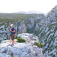 Cima de la vía ferrata con grandes vistas al barranco de Andrebot 