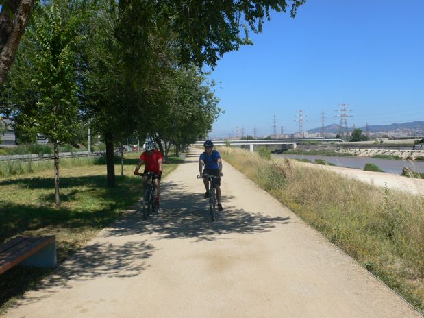 En las afueras del Prat del Llobregat 