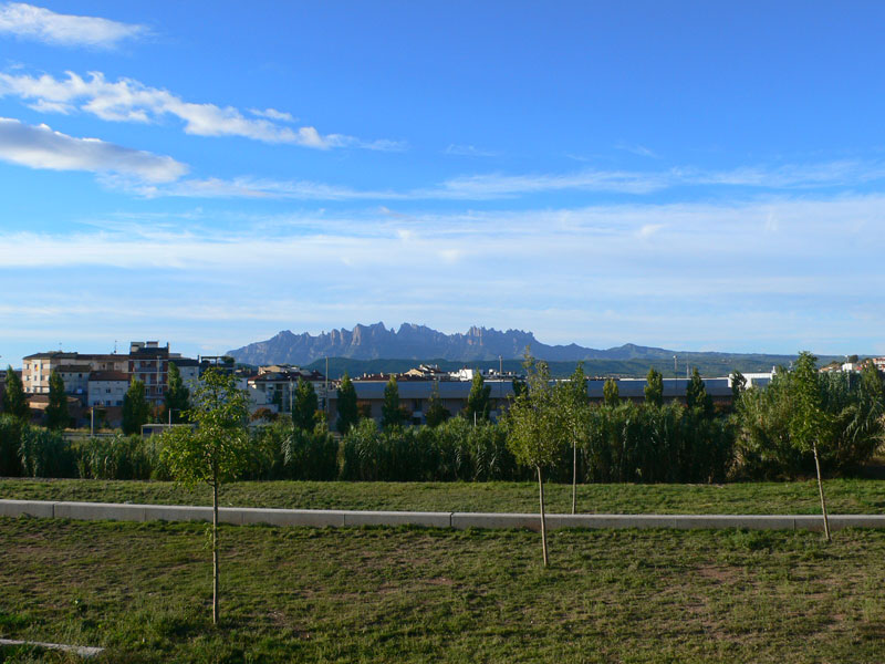Vistas a Montserrat desde Manresa 