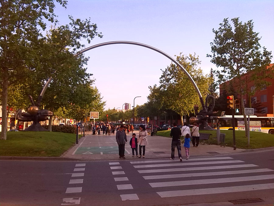 Bajamos por la Rambla de la Marina -Hospitalet de Llobregat- 