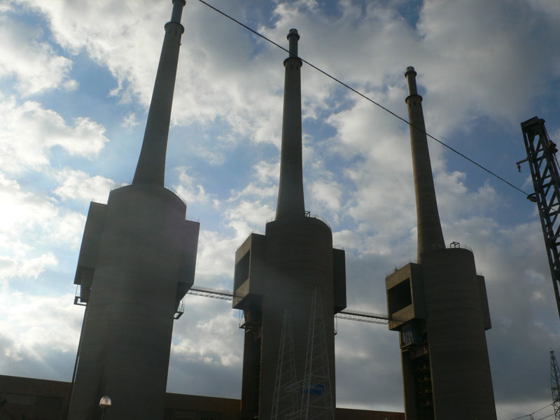 Las tres chimeneas de Sant Adrià de Besòs 