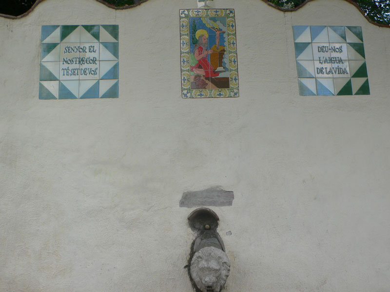 Fuente junto al monasterio de Sant Jeroni de la Murtra 