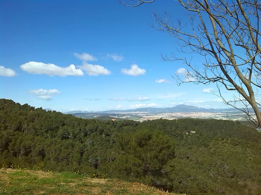 Vistas hacia Sant Llorenç del Munt 