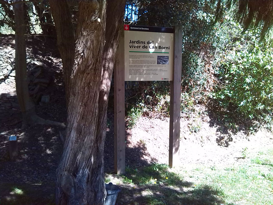 Entrada al vivero de Can Borni -bajando al Passeig de les Aigües- 