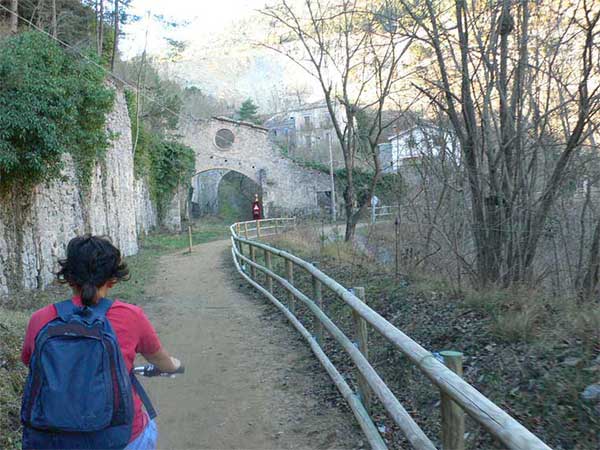 Antiguas casas cerca de Ogassa 