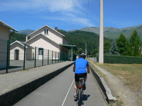 Junto a la estación de Argelès Gazost 