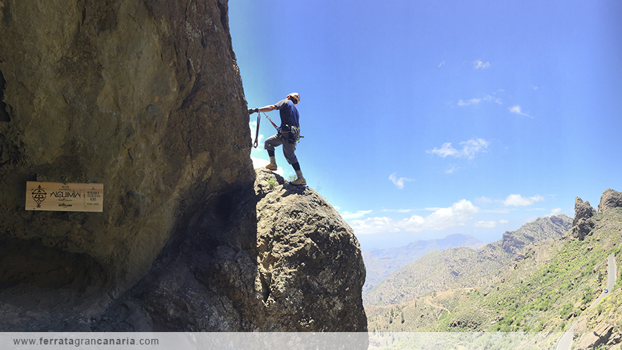 Entrada a la ferrata Alquimia Gran Canaria 