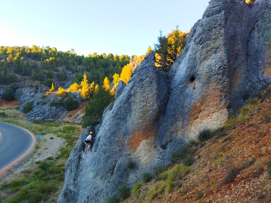 Otra vista de la bajada de la vía ferrata (©Isidro Ferreras Martínez ) 