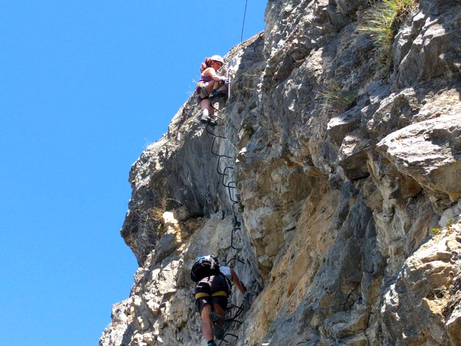 View of the well-equipped overhang section secured with pigtails 