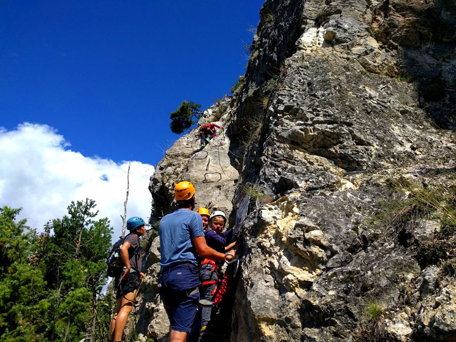 Start of the vía ferrata -very popular itinerary among families- 
