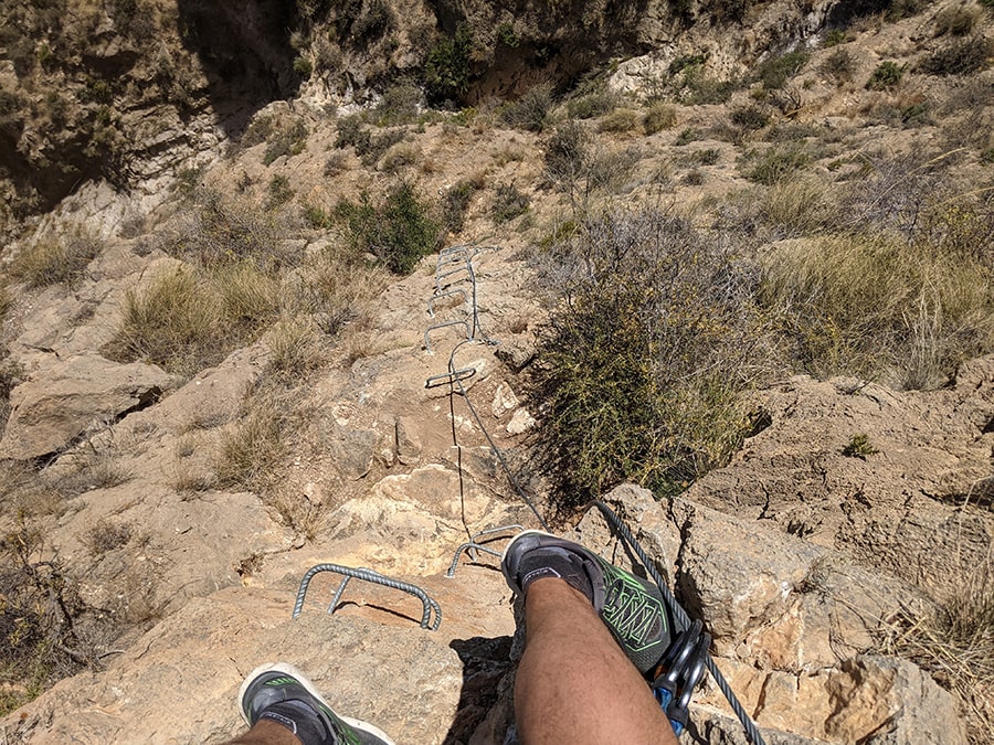 Empezamos el tramo de destrepe de la vía ferrata 
