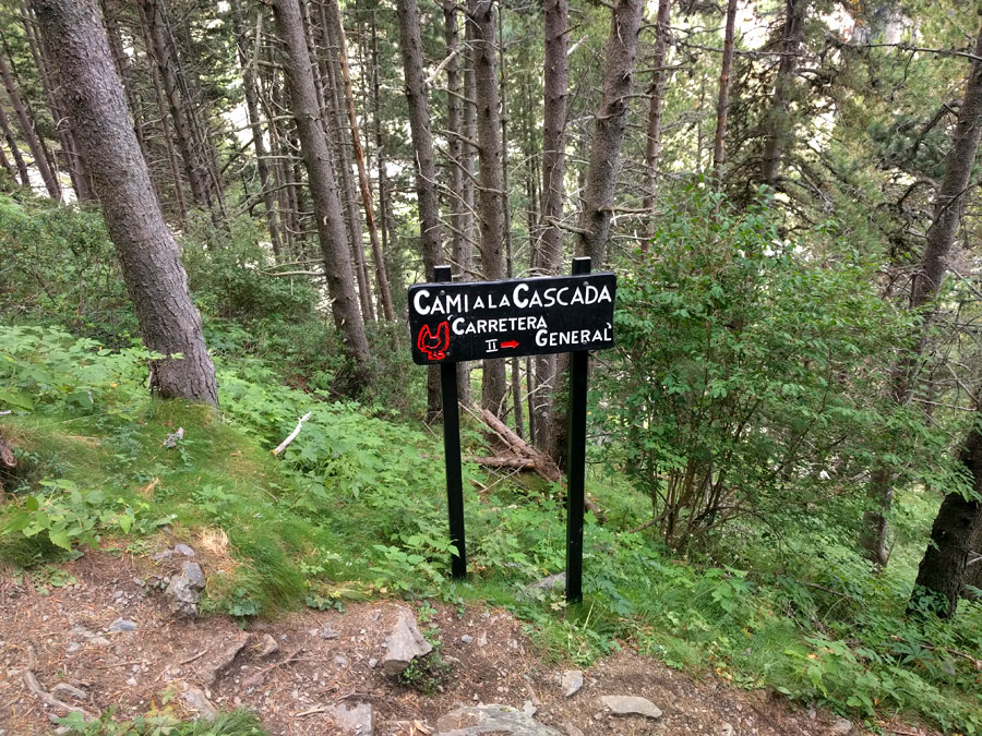 Diversion to leave the path to the CG-2 road 
