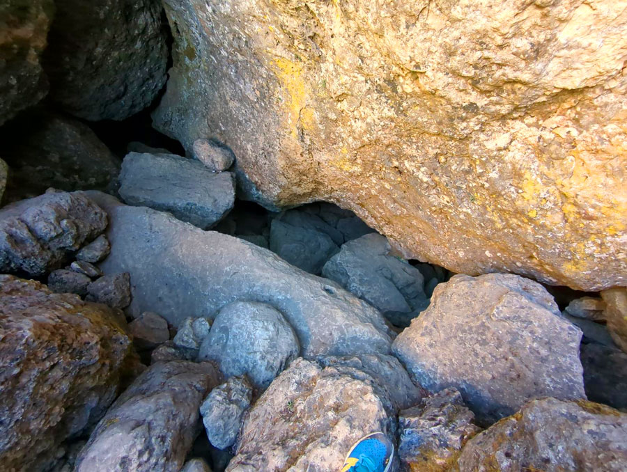 Entrada de la cueva del Tío Manolo -solo para especialistas tiene una zona inundable- 