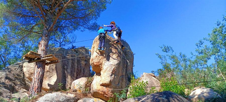 Tramo de descenso y flanqueo © Albet Gironès 