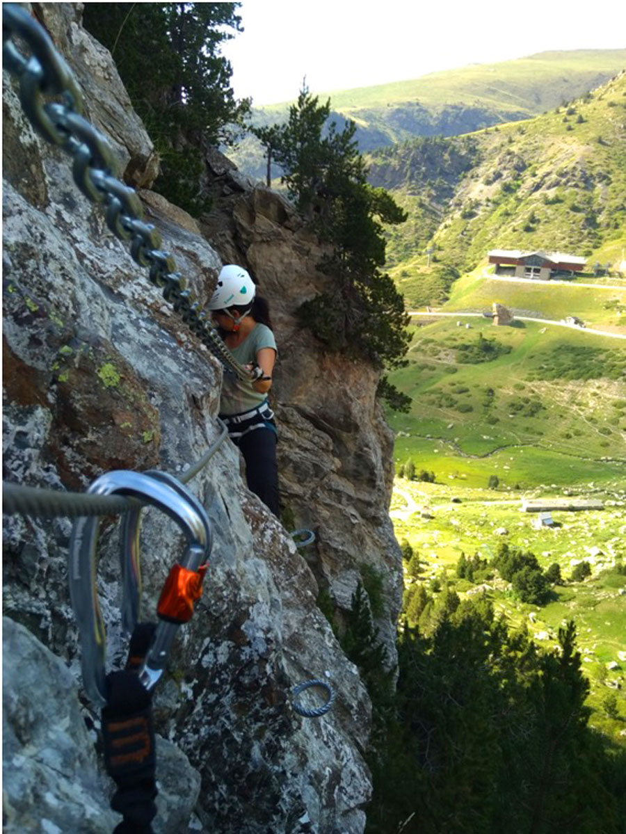 A slightly more exposed lateral section on the second part of the route 
