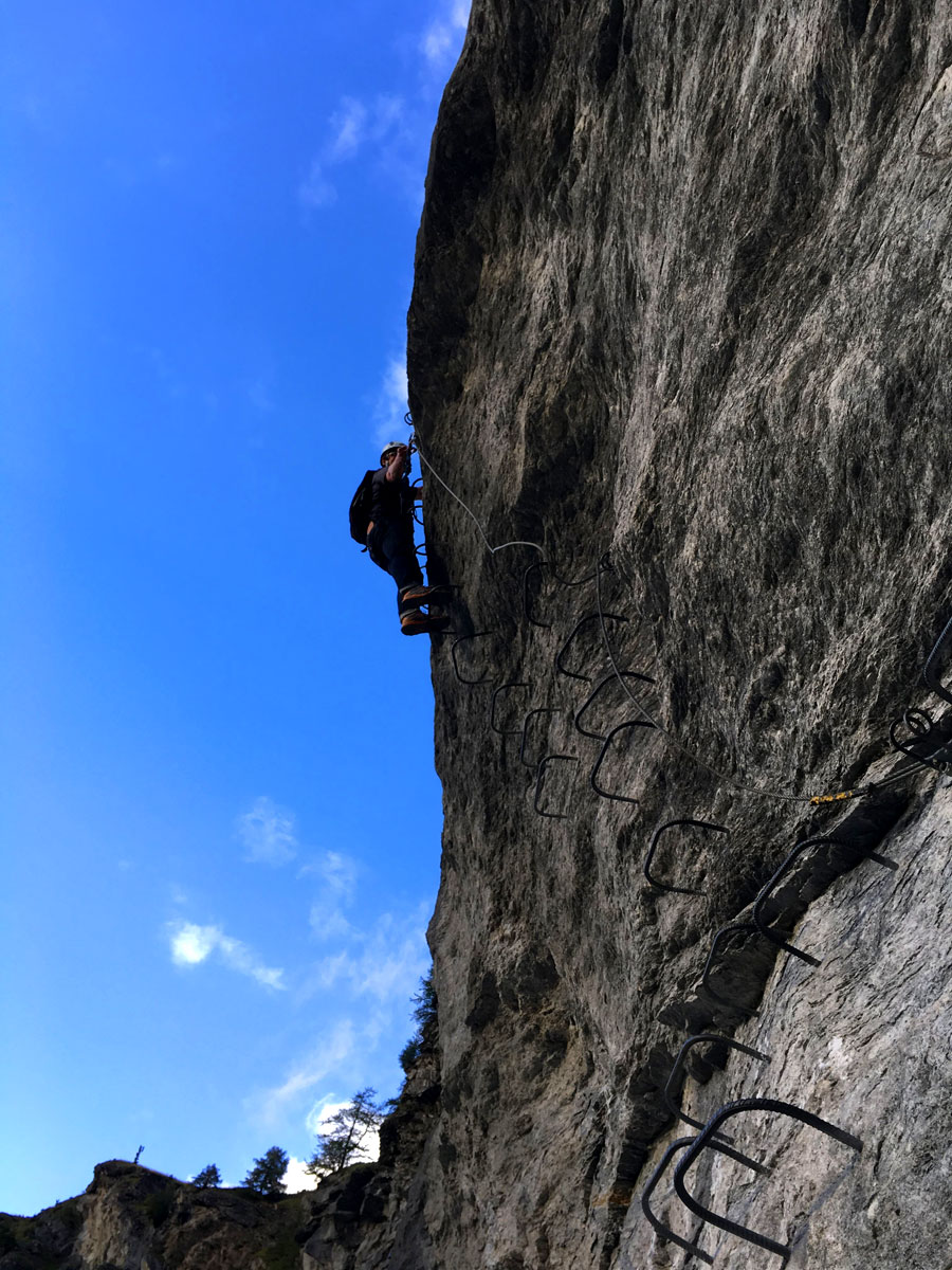 Inicio del <em> Grand Mur</em> vertical y desplomado 