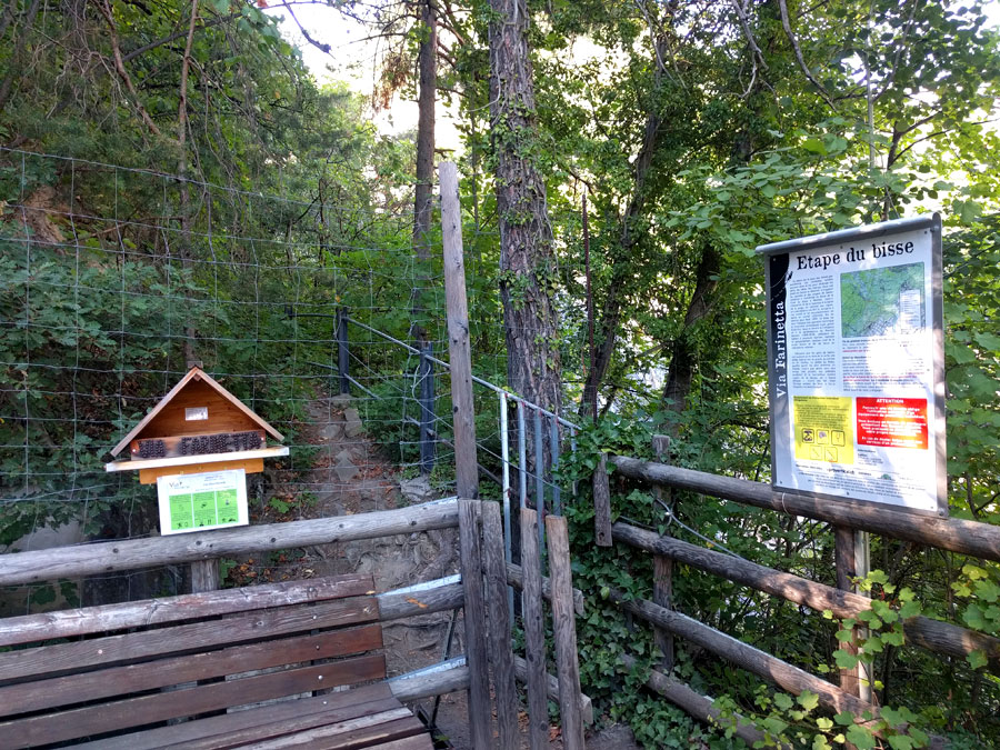 Entrada de la segunda parte / Etape du bisse 