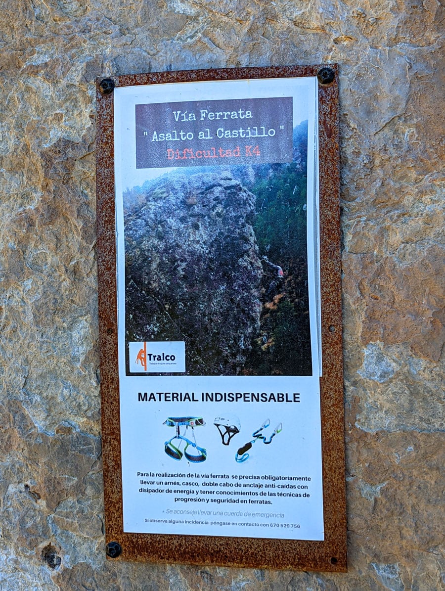 Cartel de la vía ferrata K4 