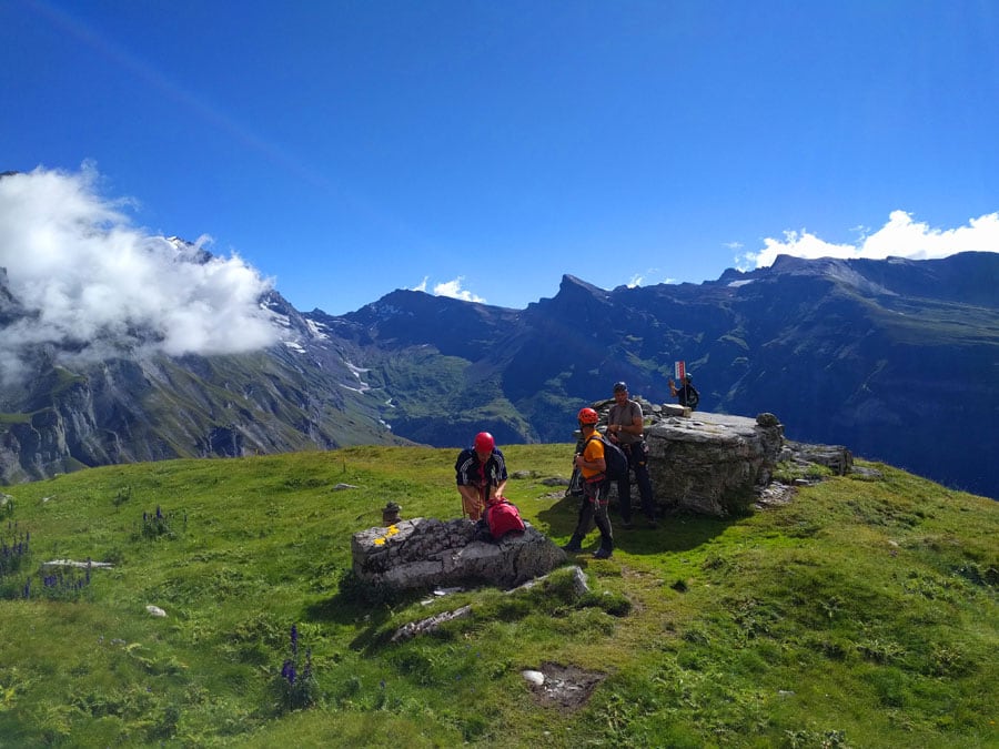 Descanso en Obere Gemsfreiheit antes de iniciar la segunda parte o tomar el escape directo a Leukerbad 