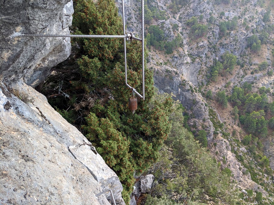 Staircase with bell just like the Cágate Lorito ferrata 