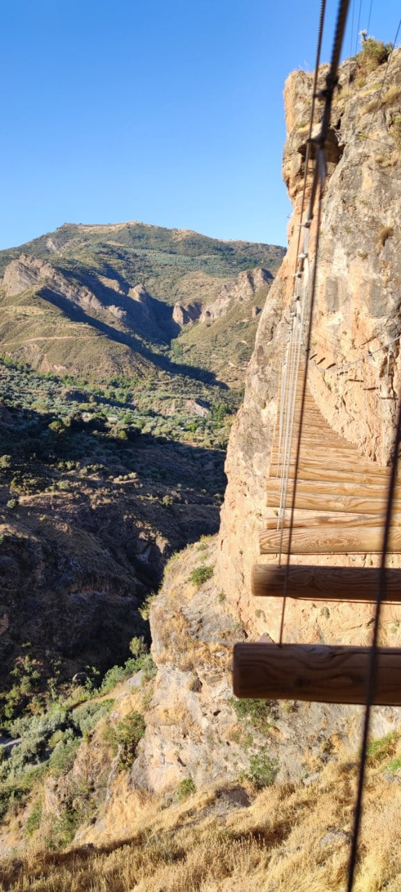 Vista desde el final de los puentes de balancines 