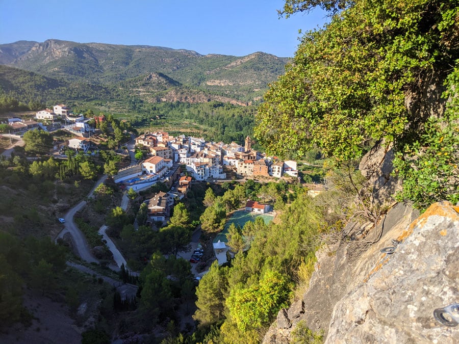 Buenas vistas a Espadilla desde el final de la vía ferrata 