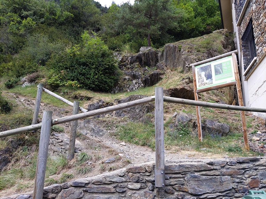 Entrada del camino 
