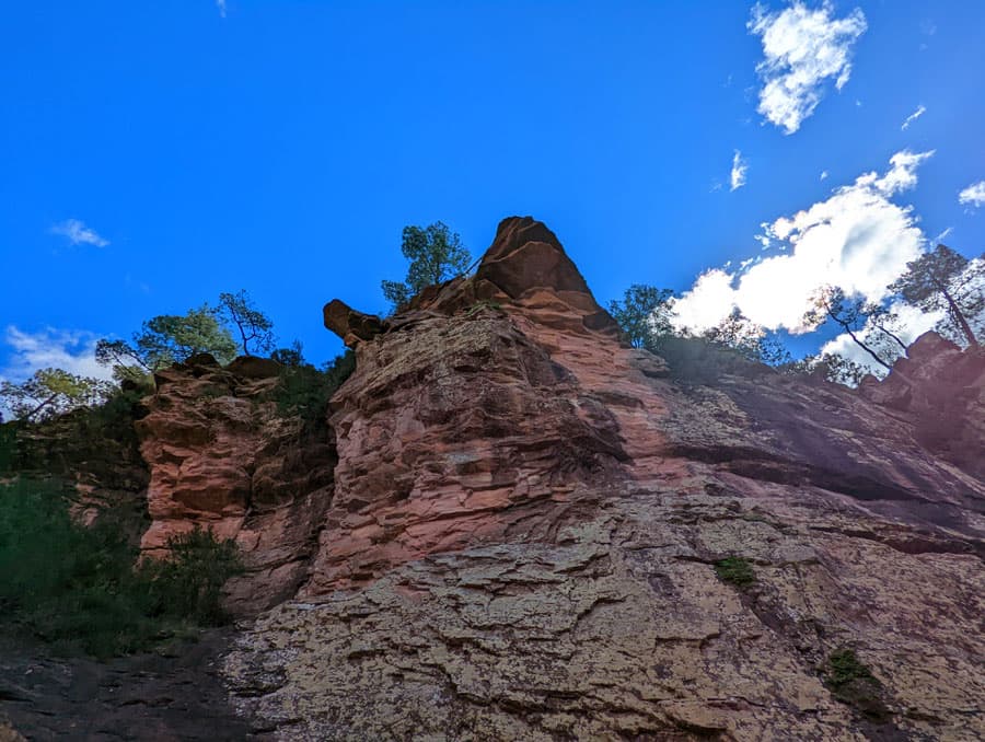 Vista hacia la visera del mirador de la Olla 
