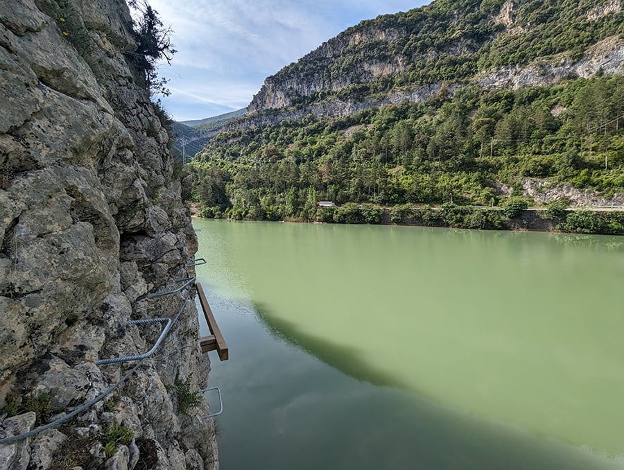 Vista de la viga por encima del pantano de Terradets 