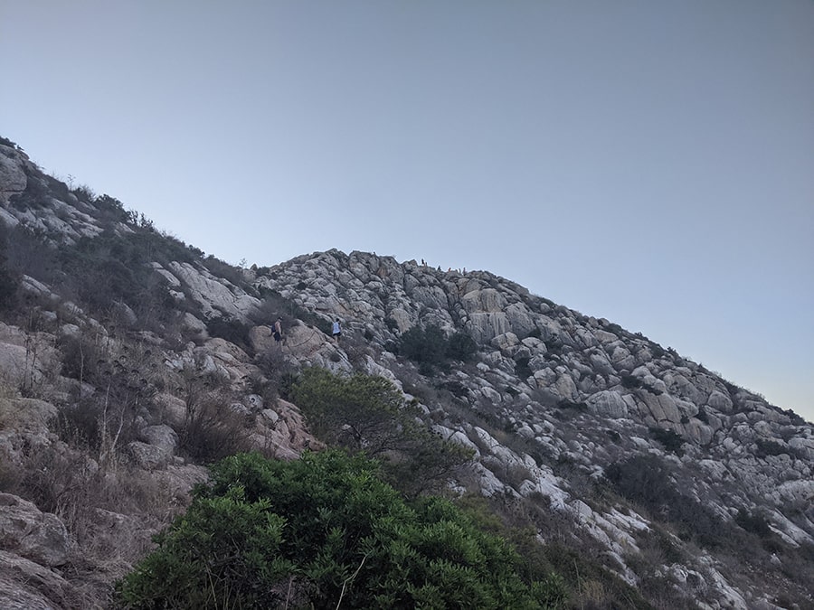 Desde aquí ya vemos la cima del Peñón de Ifalch 