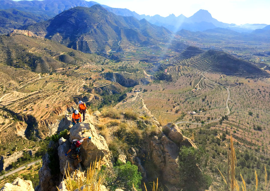 (® Club ToniBuencamino de Elche) 