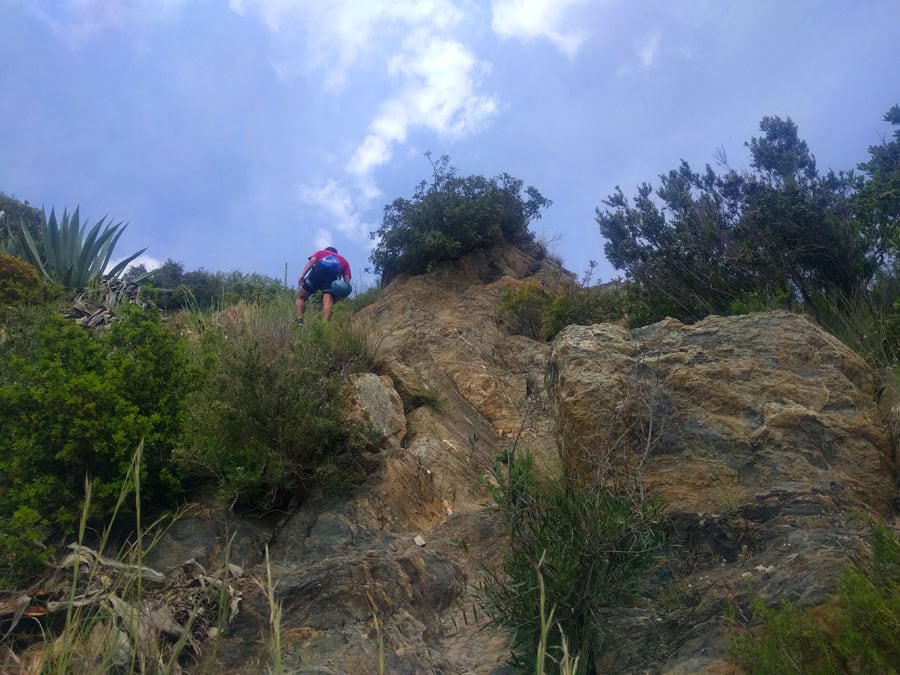 Cortas trepadas hasta la cima del Montpedrós 