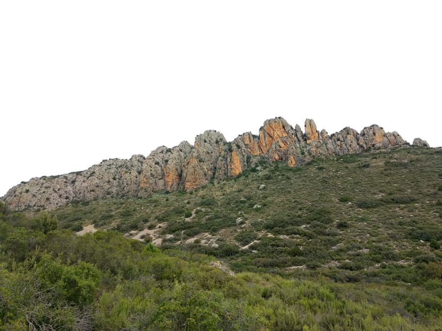 Agujas de la sierra de San Salvador a las que sube la vía ferrata 