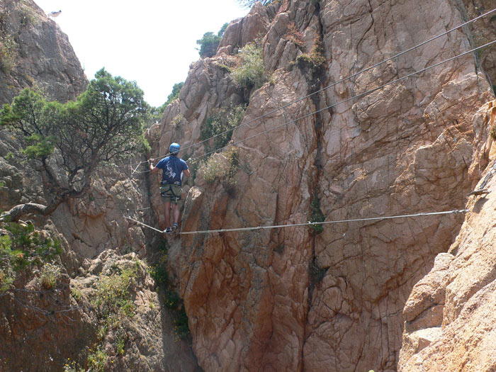 Looking back at the Tibetan bridge 