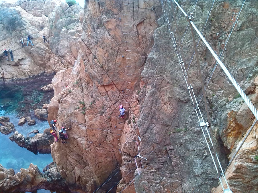 Looking back from the Tibetan bridge 
