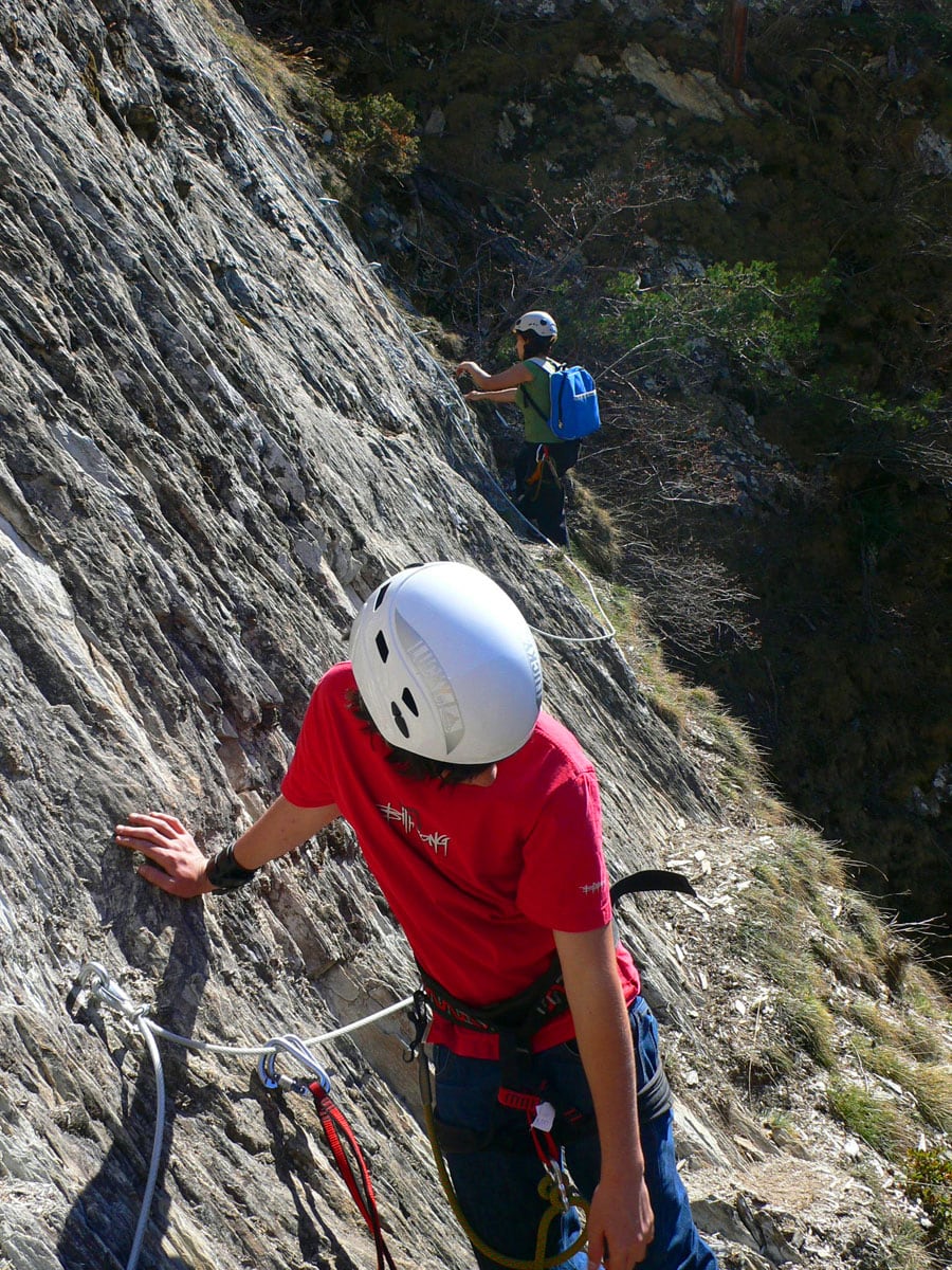 A small climb down will take us closer to another channel 