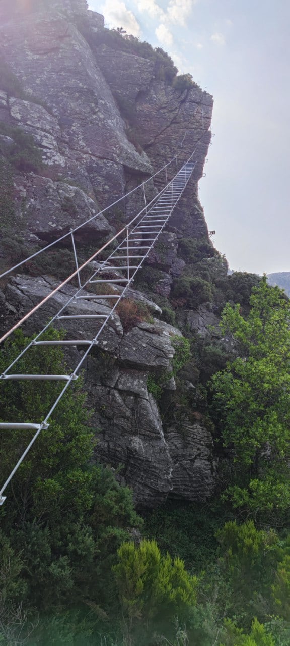 Escalera de subida 