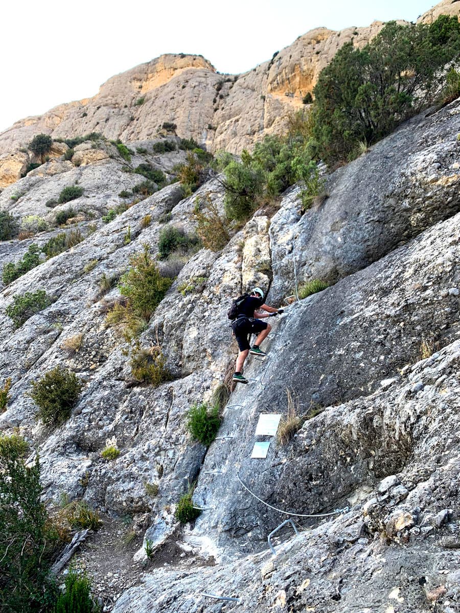 Entrada de la vía ferrata -tramo familiar K1/K2- 
