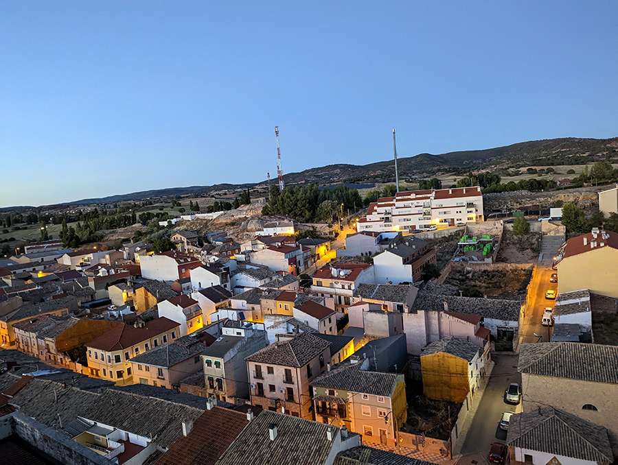 Vista al pueblo de Chillarón de Cuenca desde lo alto del edificio 