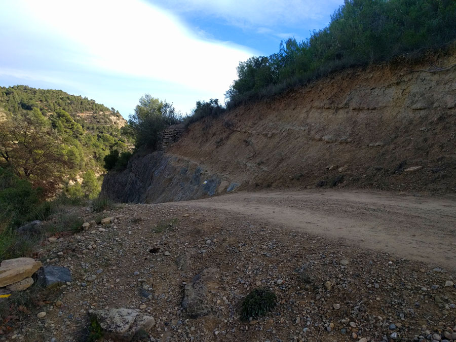 Llegaremos al PR en una ancha pista 