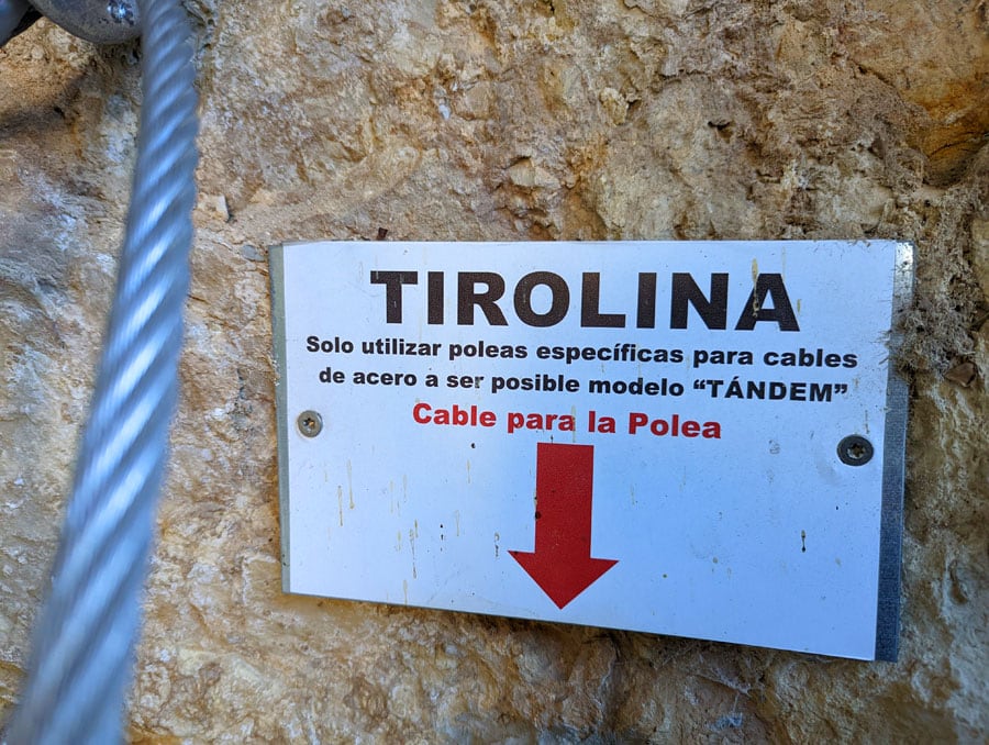 Cartel informativo de la tirolina opcional 