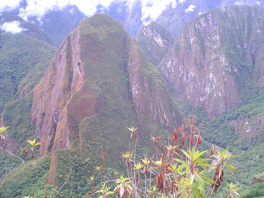 View of Putucusi which is opposite the ruins. It is possible to climb it on an equipped path 