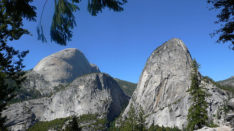 Looking back at Liberty Cap -2,157 m.- in the foreground; Mt. Broderick -2,044 m.- in the middle and Half Dome -2,693 m. in the background. 