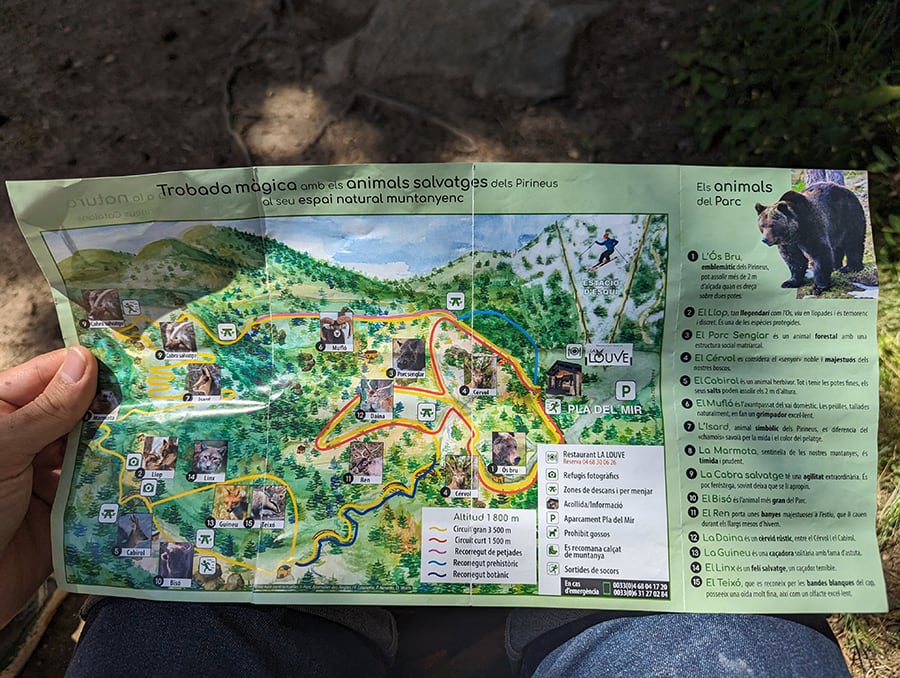 Detalle del croquis que te entregan  en la entrada del parque -seguimos el circuito amarillo- 