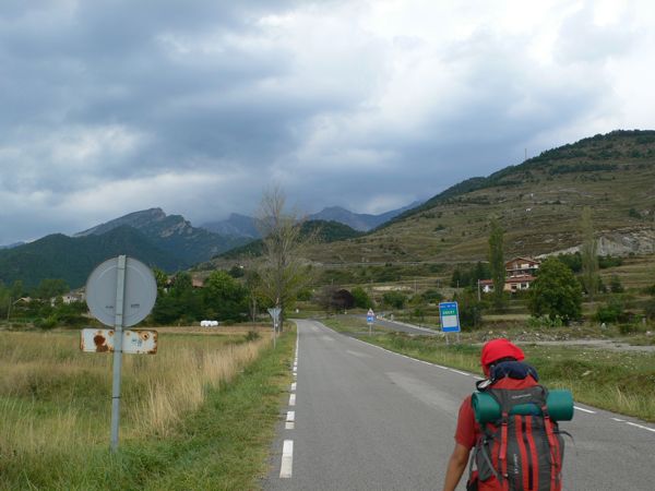 Asfalto de Bagà al Refugio Sant Jordi - Recomendable subir por els Empedrats -  